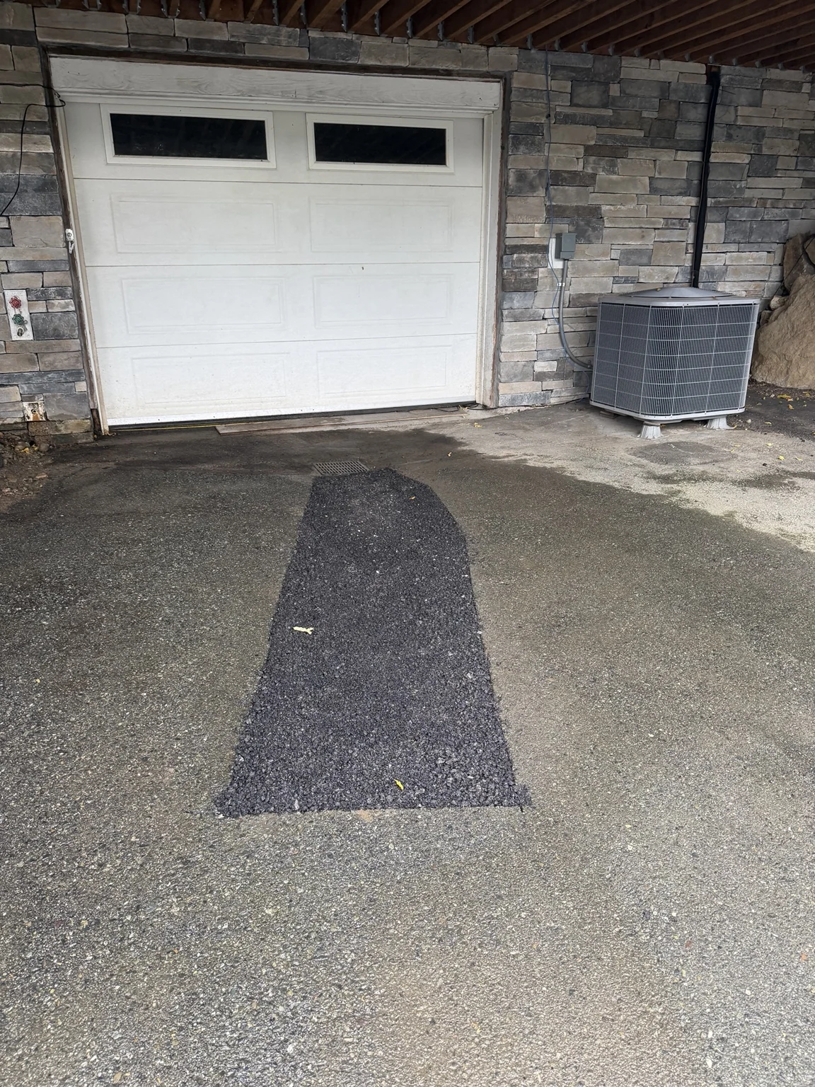Completed: Storm pipe repair & driveway drainage in Kirkland, Washington — view 1